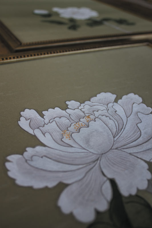 Obra "Rosas Blancas" pintadas sobre Seda